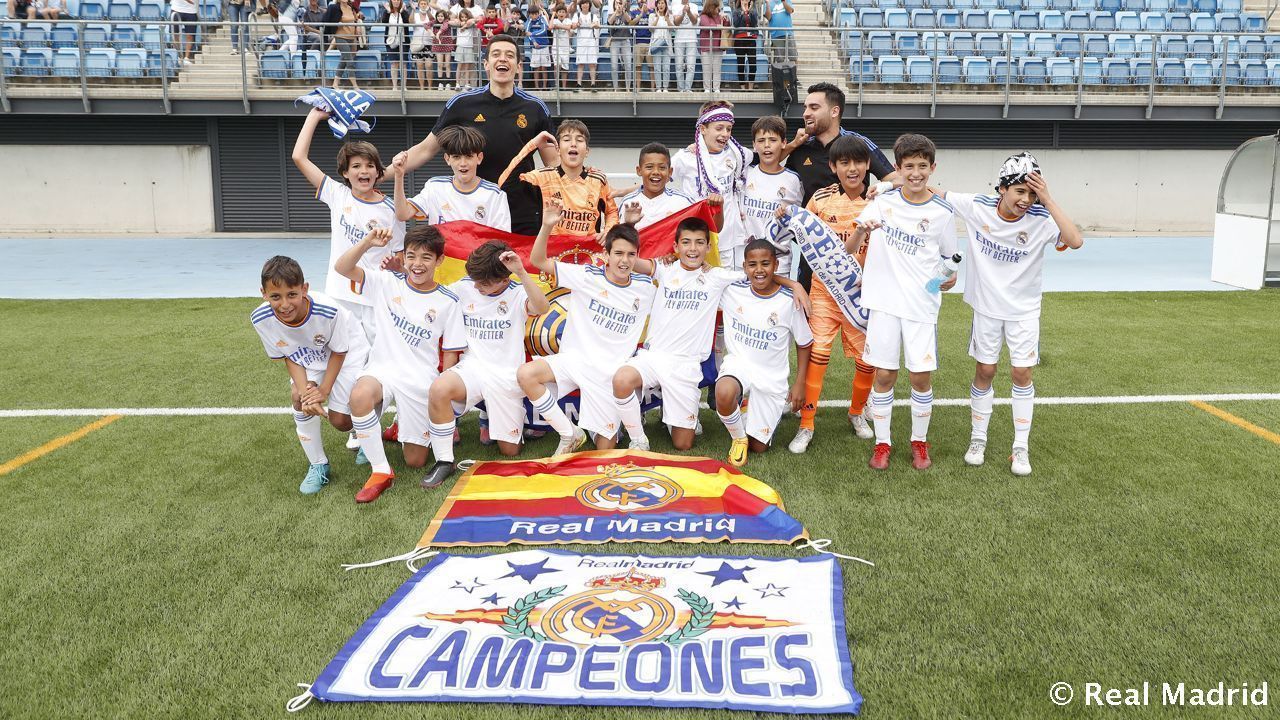 El Alevín C logra el pleno de y Primera División Alevín | ADN Blanco